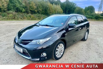 Toyota Auris HYBRID 1.8 HSD 136KM Automat CVT